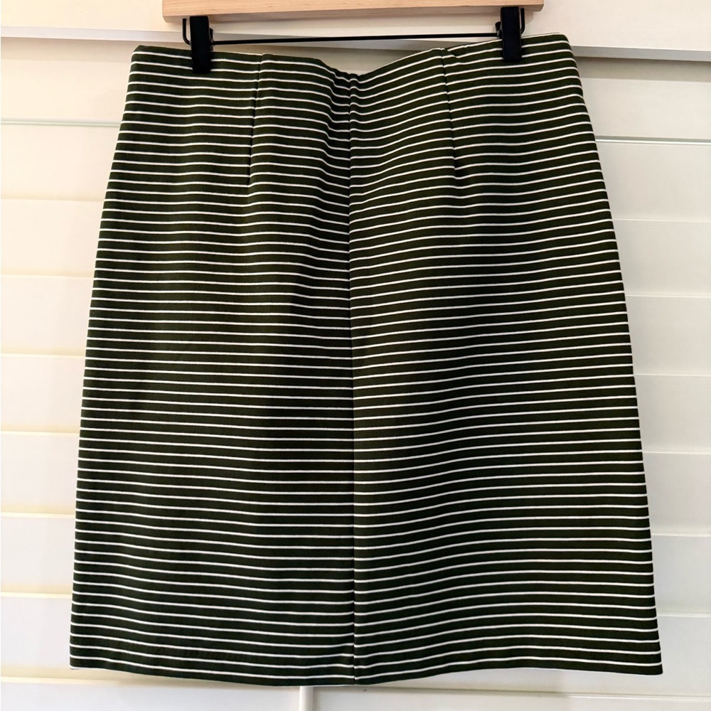 Old Navy Green and White Striped Pencil Skirt - Picture 3 of 5